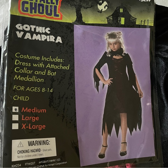 Kids Vampire Costume - Black and Red - Picture 2 of 7